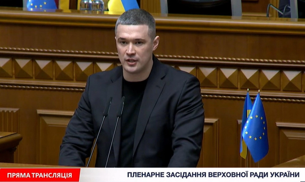 Кадрові ротації в уряді: Рада підтримала відставки очільників Міноборони та Мінцифри