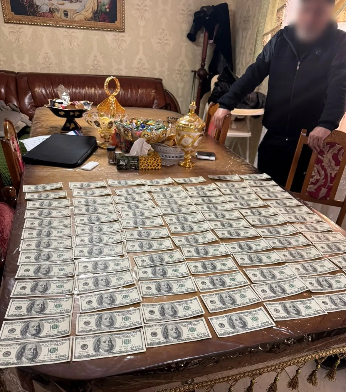 Бізнес на страху та горі: кіберполіція викрила клани псевдоворожок, що ошукали українців на мільйон гривень