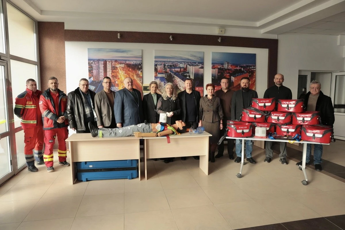 Сучасне кардіореанімаційне обладнання надійшло до медзакладів Вінниччини