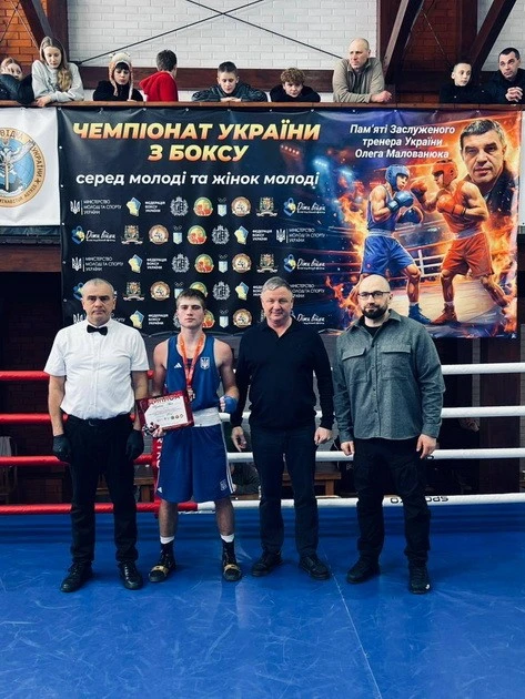 Вінницький бокс на вершині: перемога на національній першості та суддівські суперечки