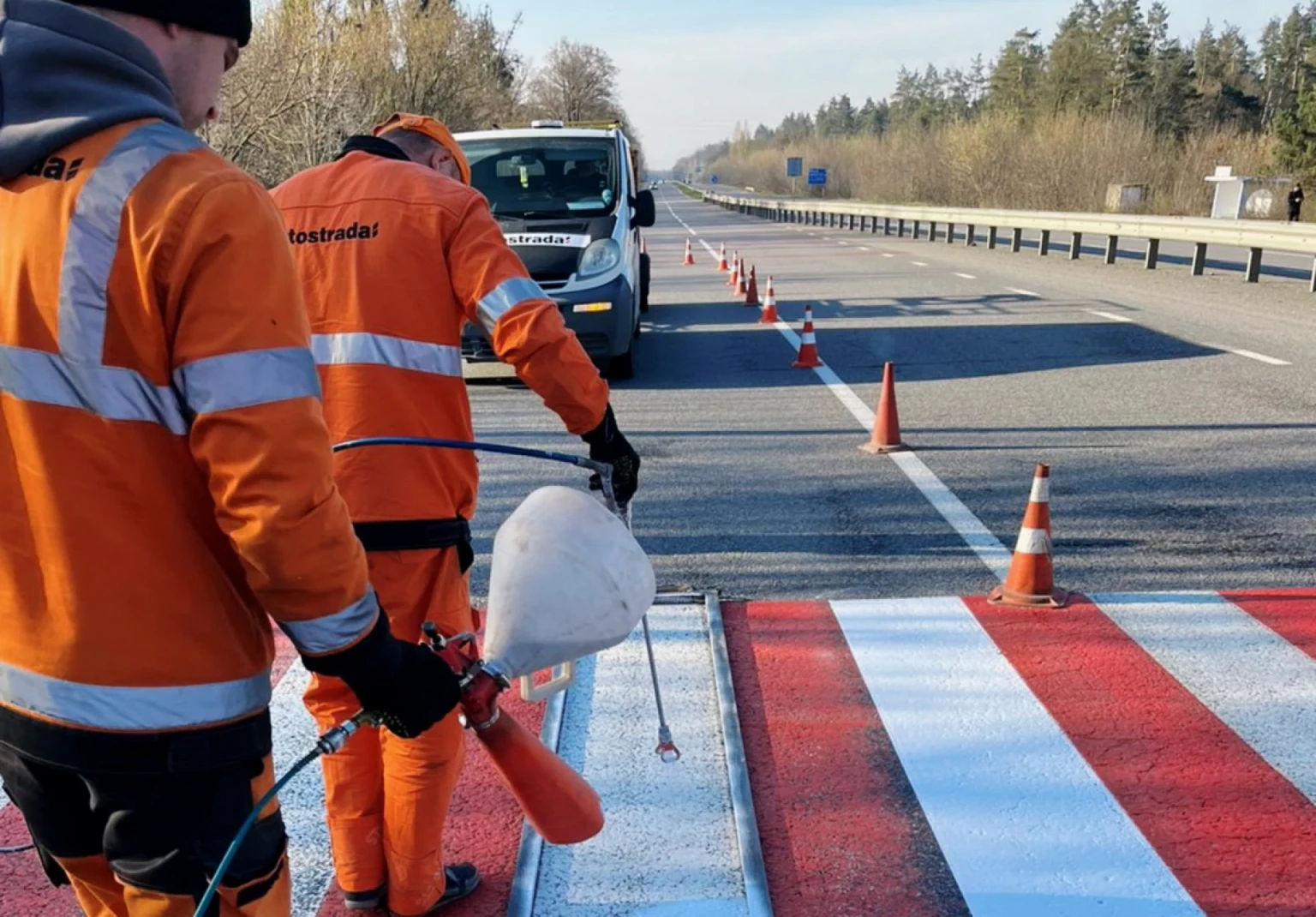 Безпека на М-21: дорожники завершили оновлення розмітки у напрямку Жмеринки
