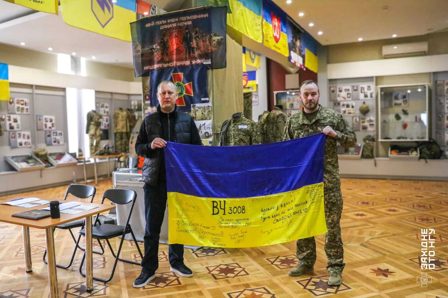 У Вінницькому музеї відкрили експозицію про гвардійців 40-го полку з унікальним бойовим артефактом