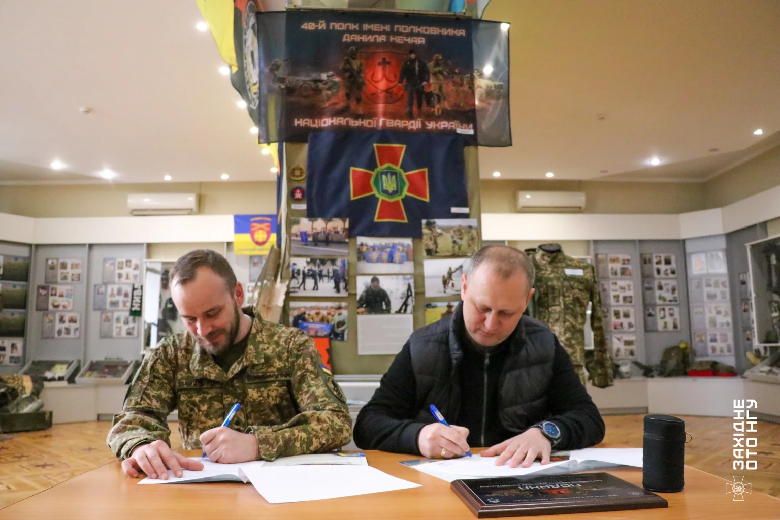 У Вінницькому музеї відкрили експозицію про гвардійців 40-го полку з унікальним бойовим артефактом