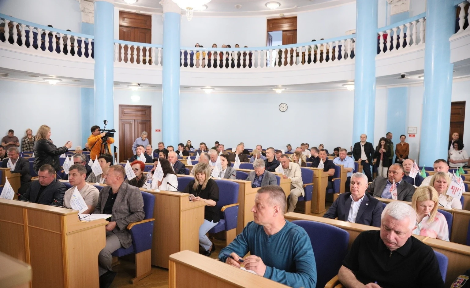 Масштабна підтримка ЗСУ та нові будівництва у лікарнях: підсумки 81 сесії Вінницької облради